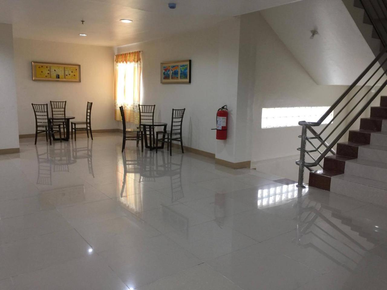 Meaco Royal Hotel - Lipa Lipa City Luaran gambar